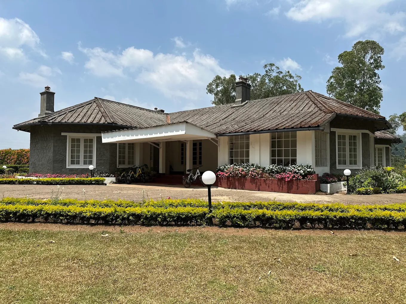 Lockhart Bungalow - Munnar